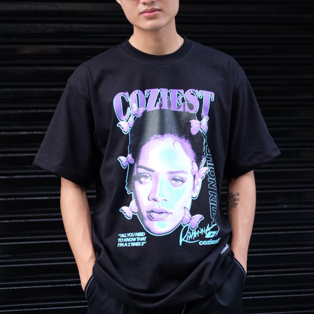 "RIRI" Tee
