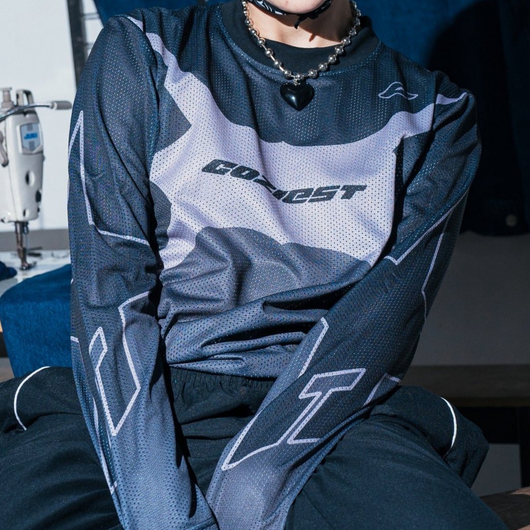 "Rider" Long-sleeves in Black Colorway