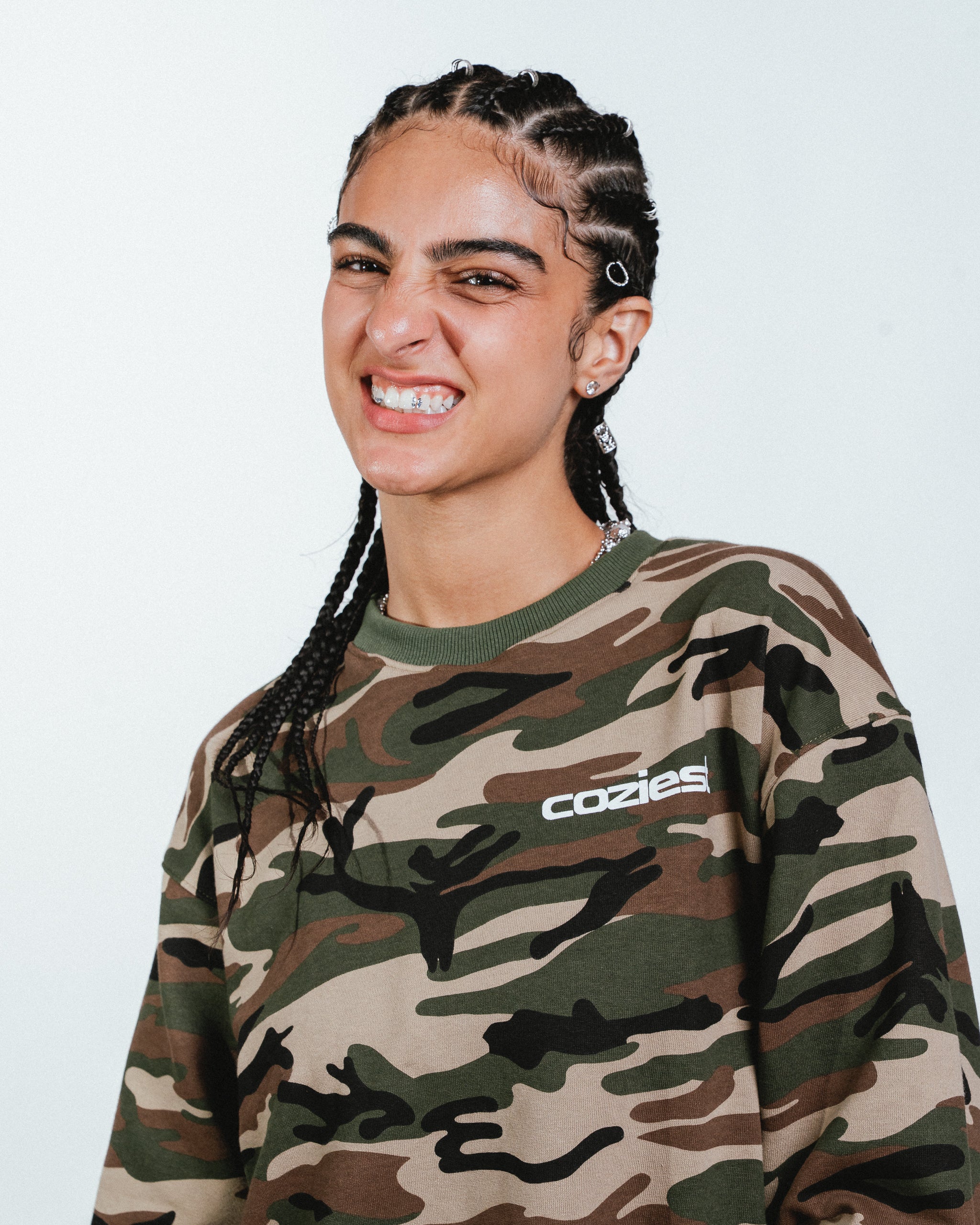 "Veil" Pull Over