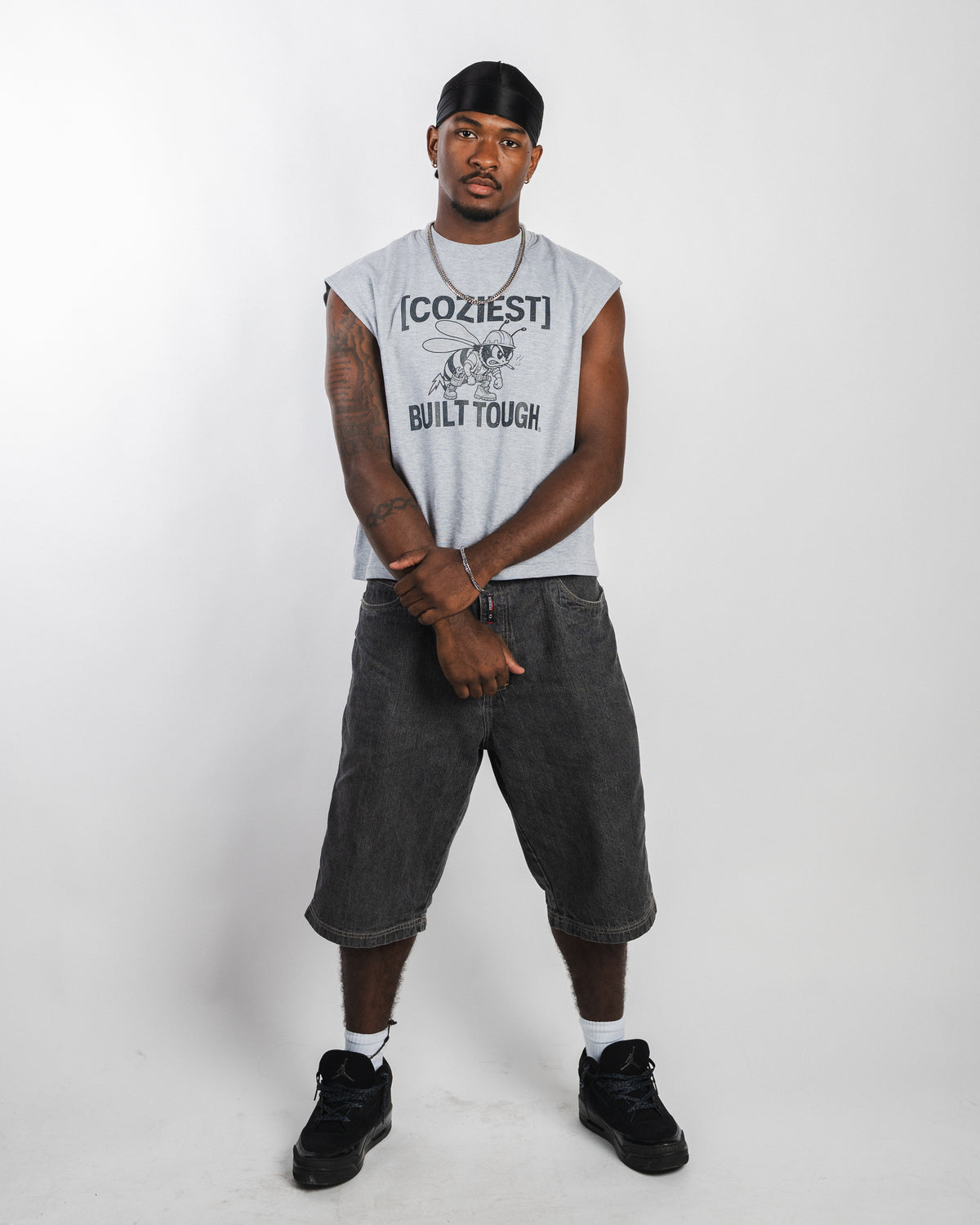 "Beeuilt" Muscle Tee in Gray