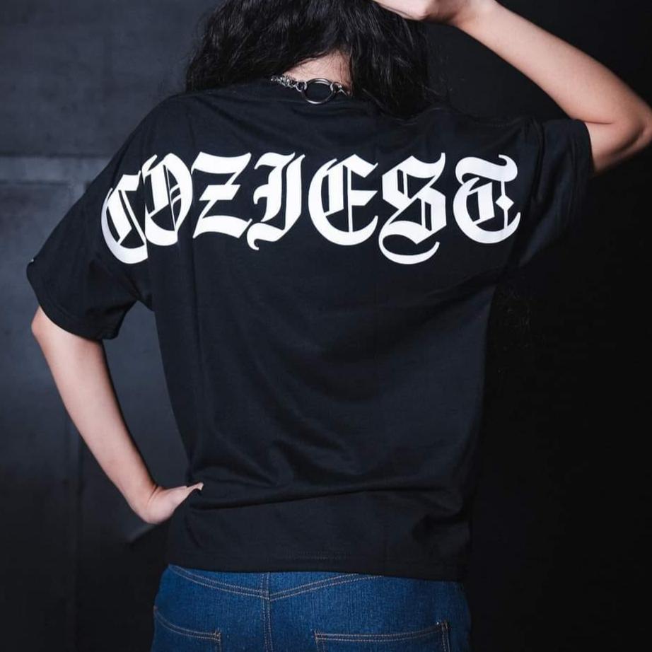 "OE" Tee in Black Colorway