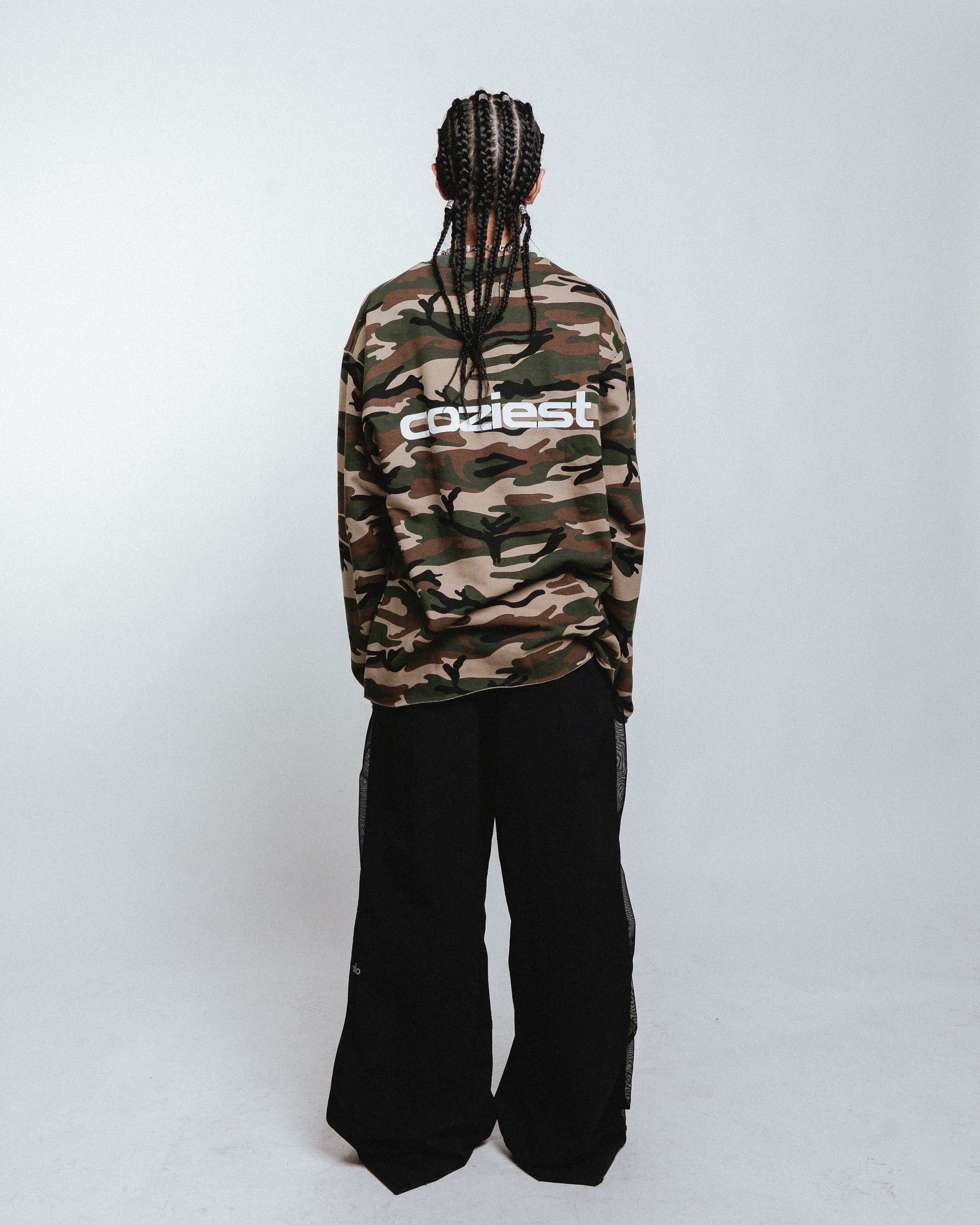 "Veil" Pull Over