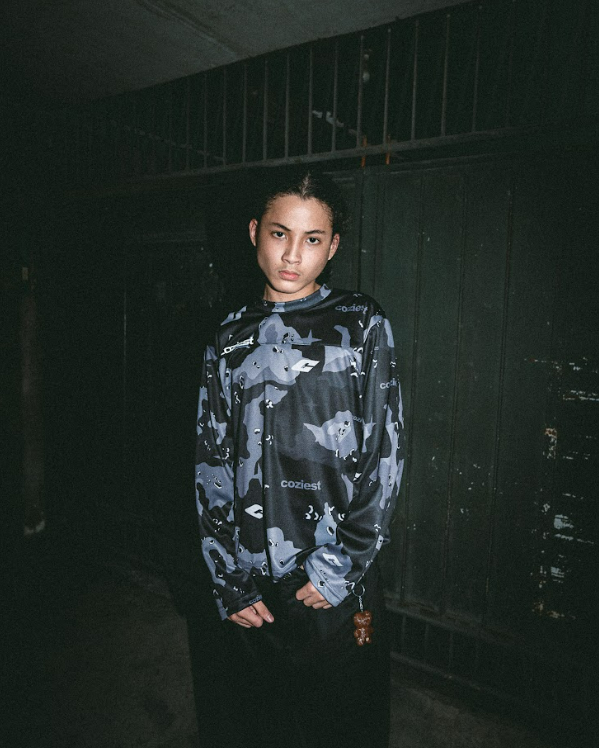 "Camou" Longsleeve in Beige,Black and Green Colorway